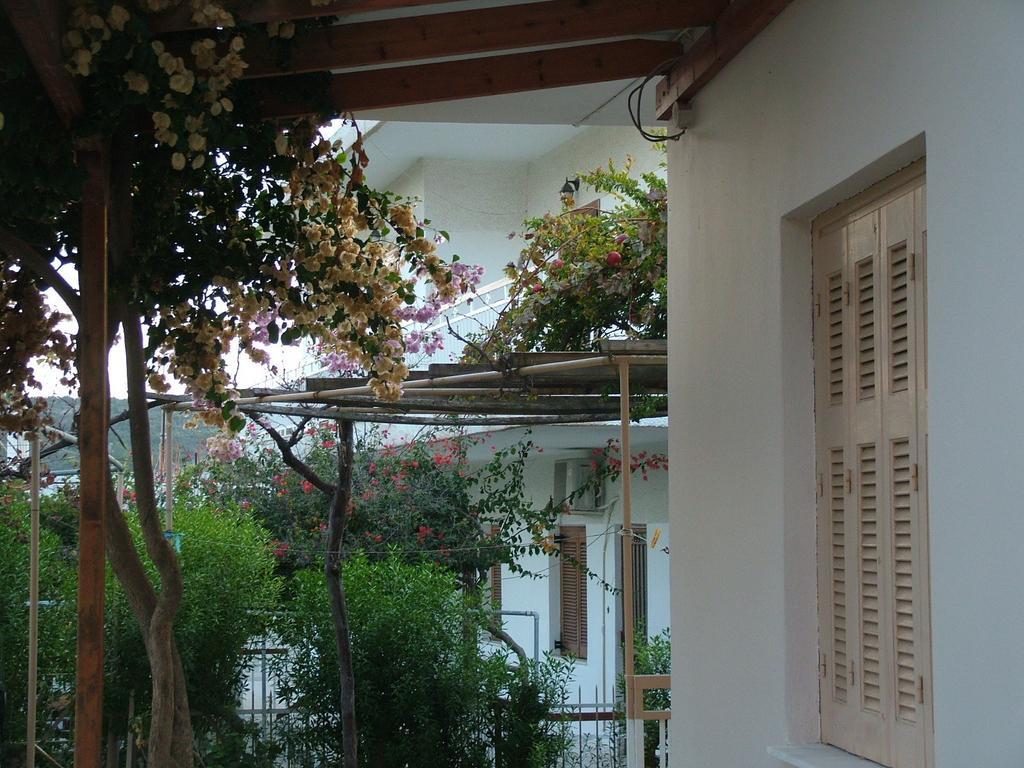 George'S Apartment Αγία Μαρίνα Δωμάτιο φωτογραφία